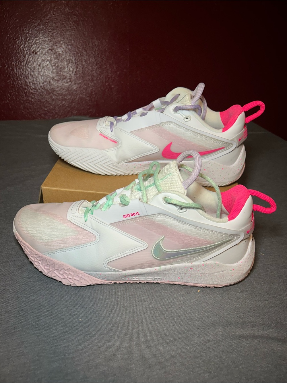 Nike Women’s (10) Men’s (8.5) Air Zoom Hyperace 3 SE Pink White and Mint